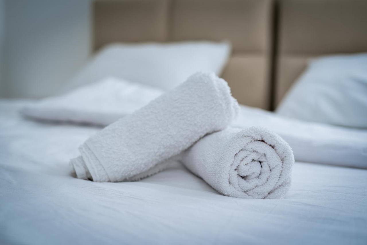 Prenociste Adria Aparthotel Vranje Bagian luar foto